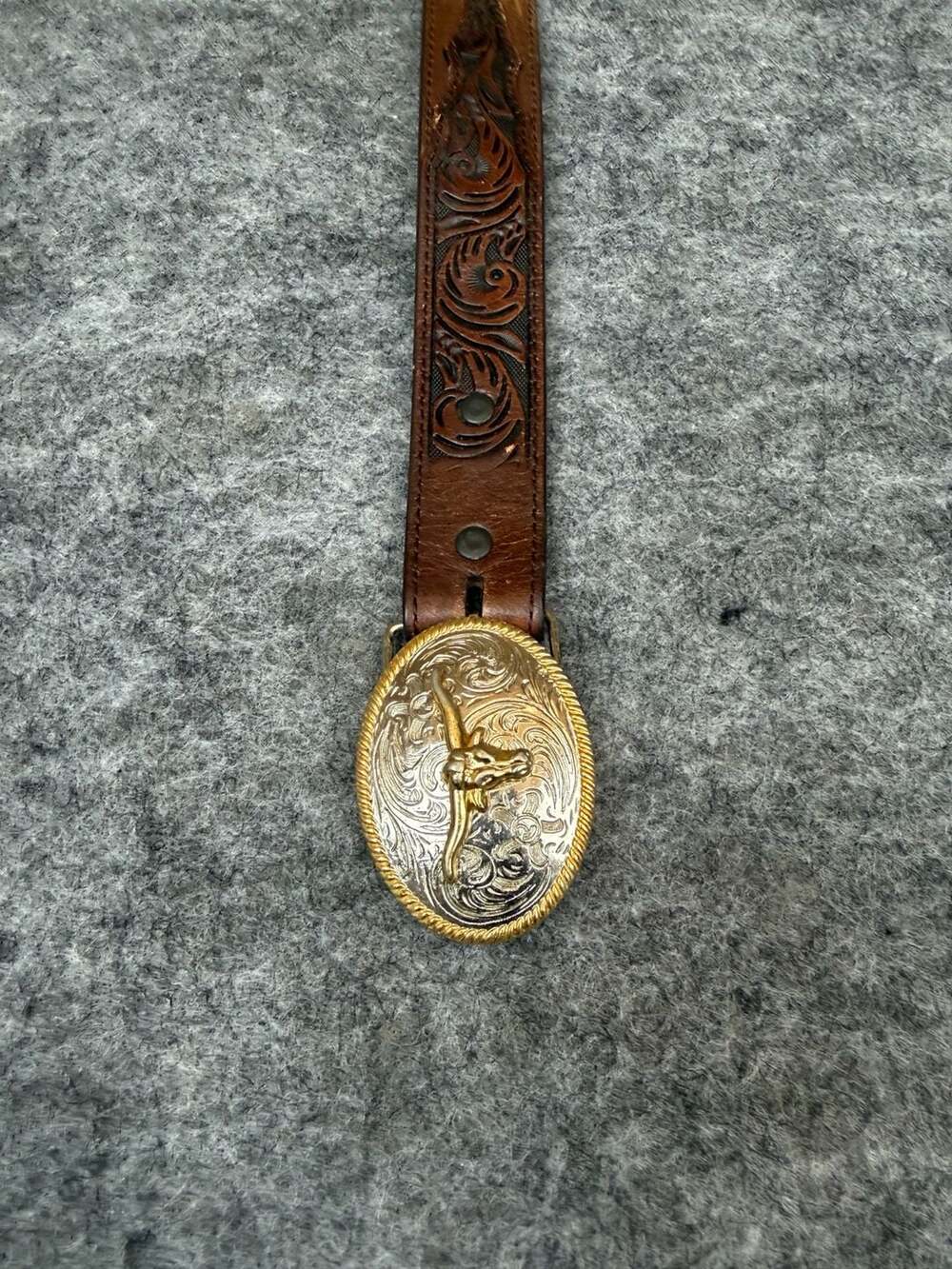 Vintage Western Tooled Genuine Leather Belt with Longhorn Buckle Size 28